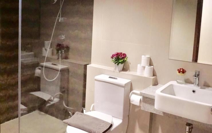Photo of Bathroom in Chinatown