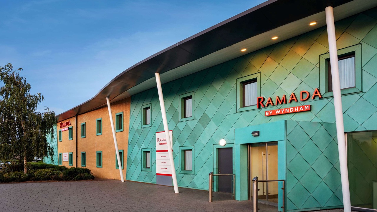 Photo of Buildings in Cobham