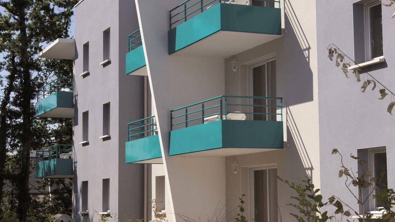 Photo of Buildings in Plescop