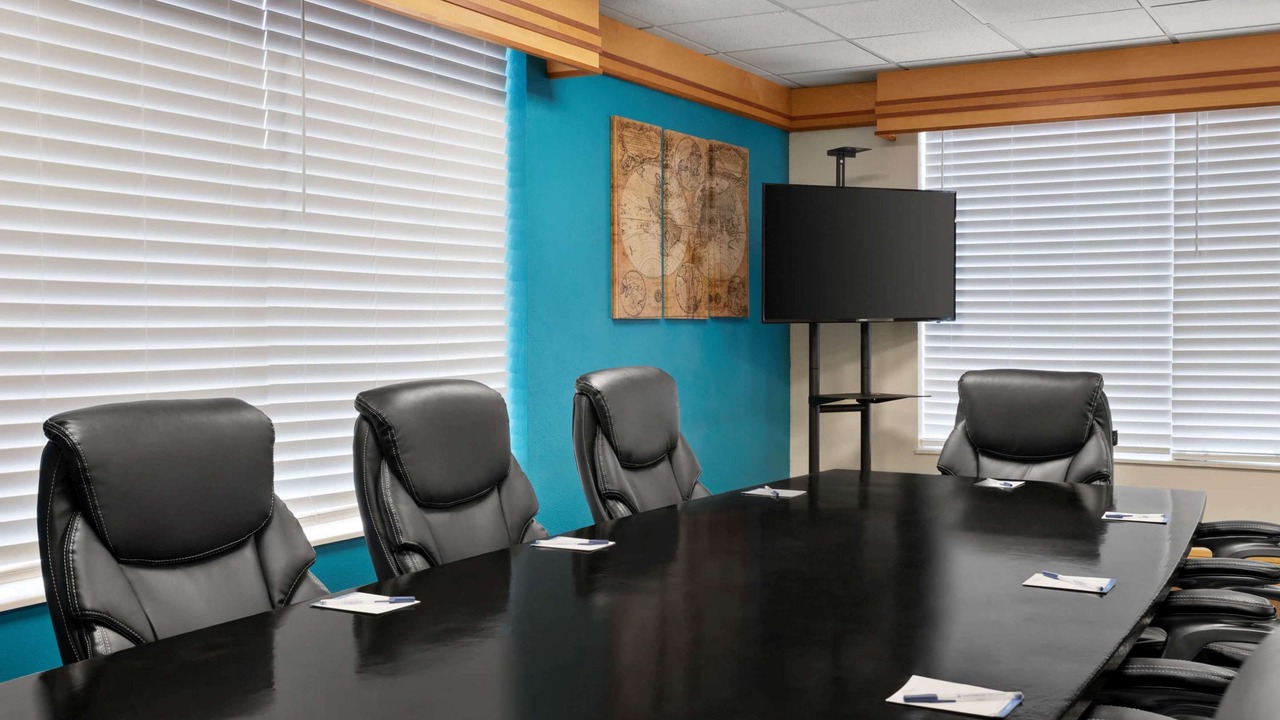 Photo of Livingroom in Elizabethtown