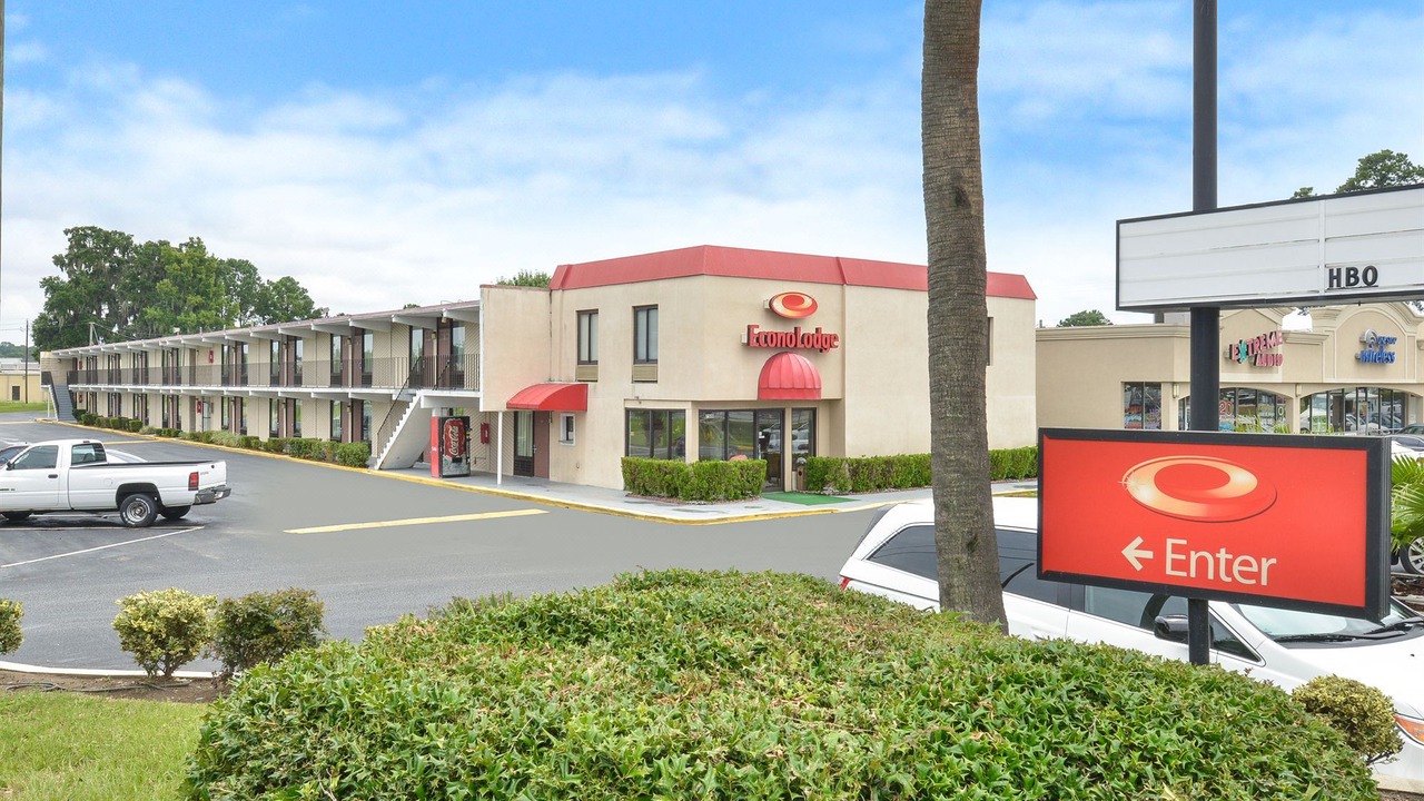 Photo of Others in Savannah