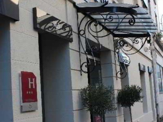 Photo of Buildings in Puteaux