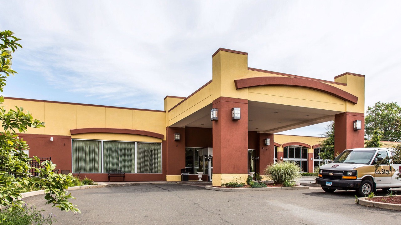 Photo of Buildings in Hamden