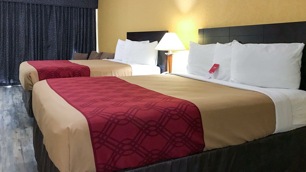 Photo of Bedroom in Westbrook Center