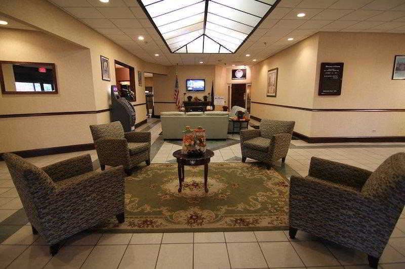 Photo of Livingroom in Newtonville