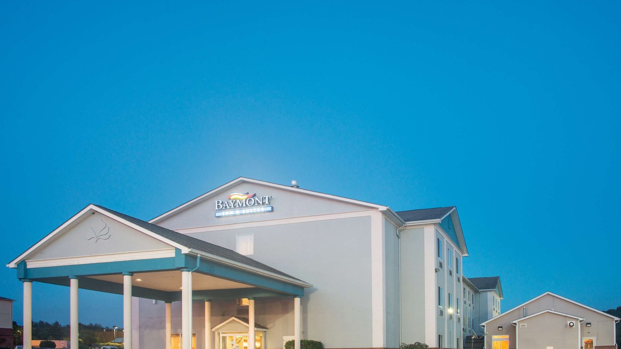 Photo of Buildings in Elizabethtown