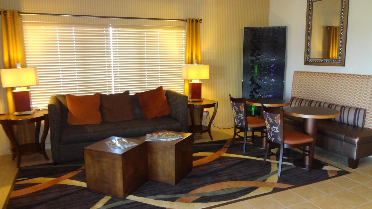 Photo of Livingroom in South Tulsa
