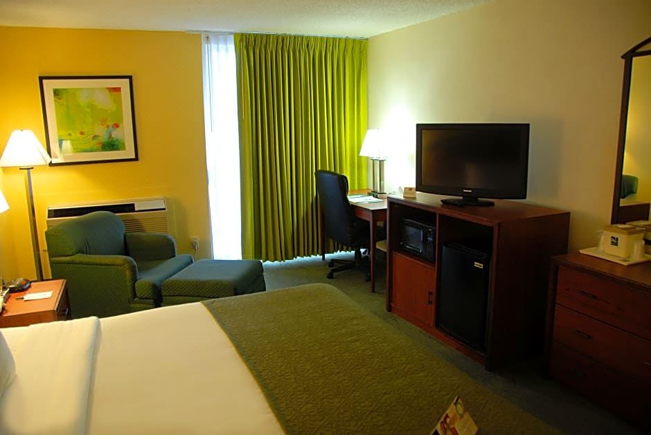 Photo of Livingroom in Tyler