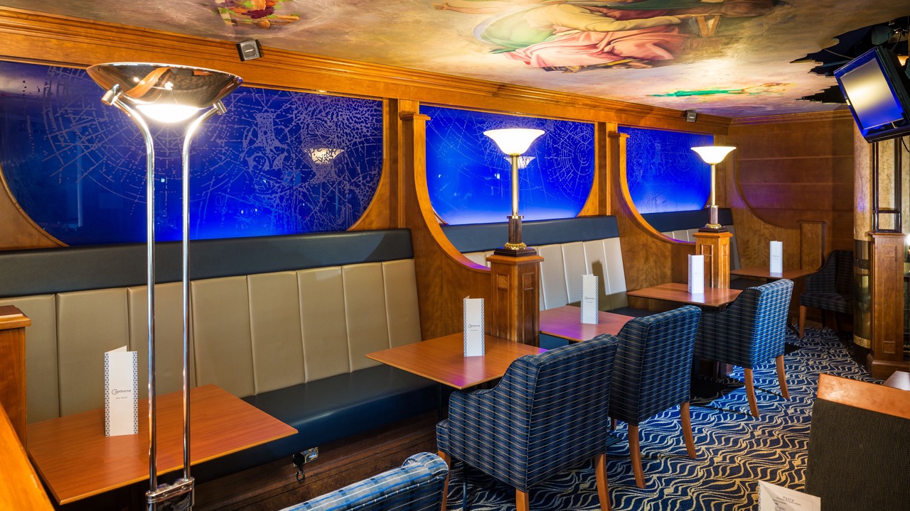 Photo of Livingroom in Brierley Hill