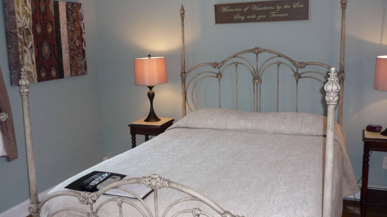 Photo of Bedroom in Wall