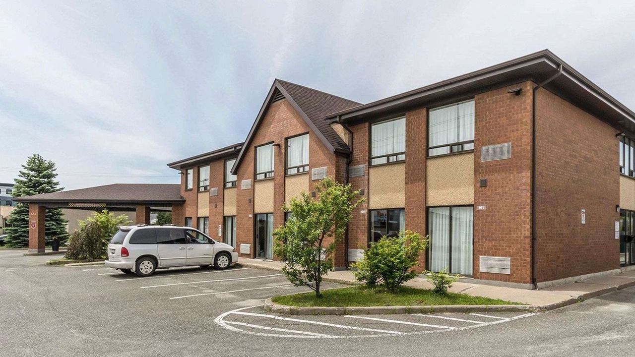 Photo of Buildings in Thetford Mines