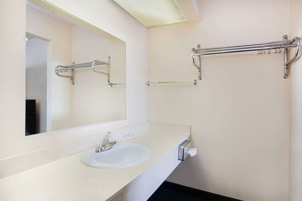 Photo of Bathroom in Greeneville