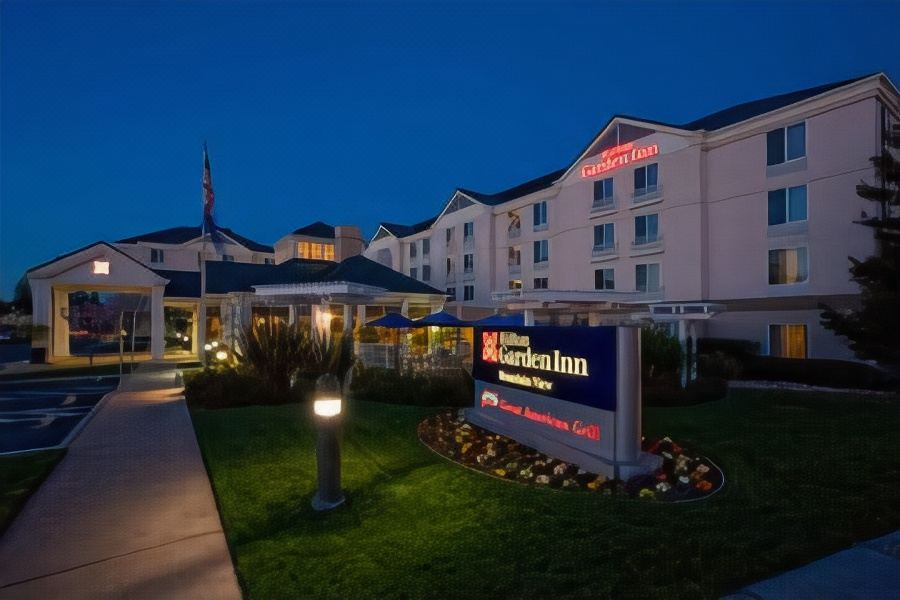 Photo of Buildings in Mountain View