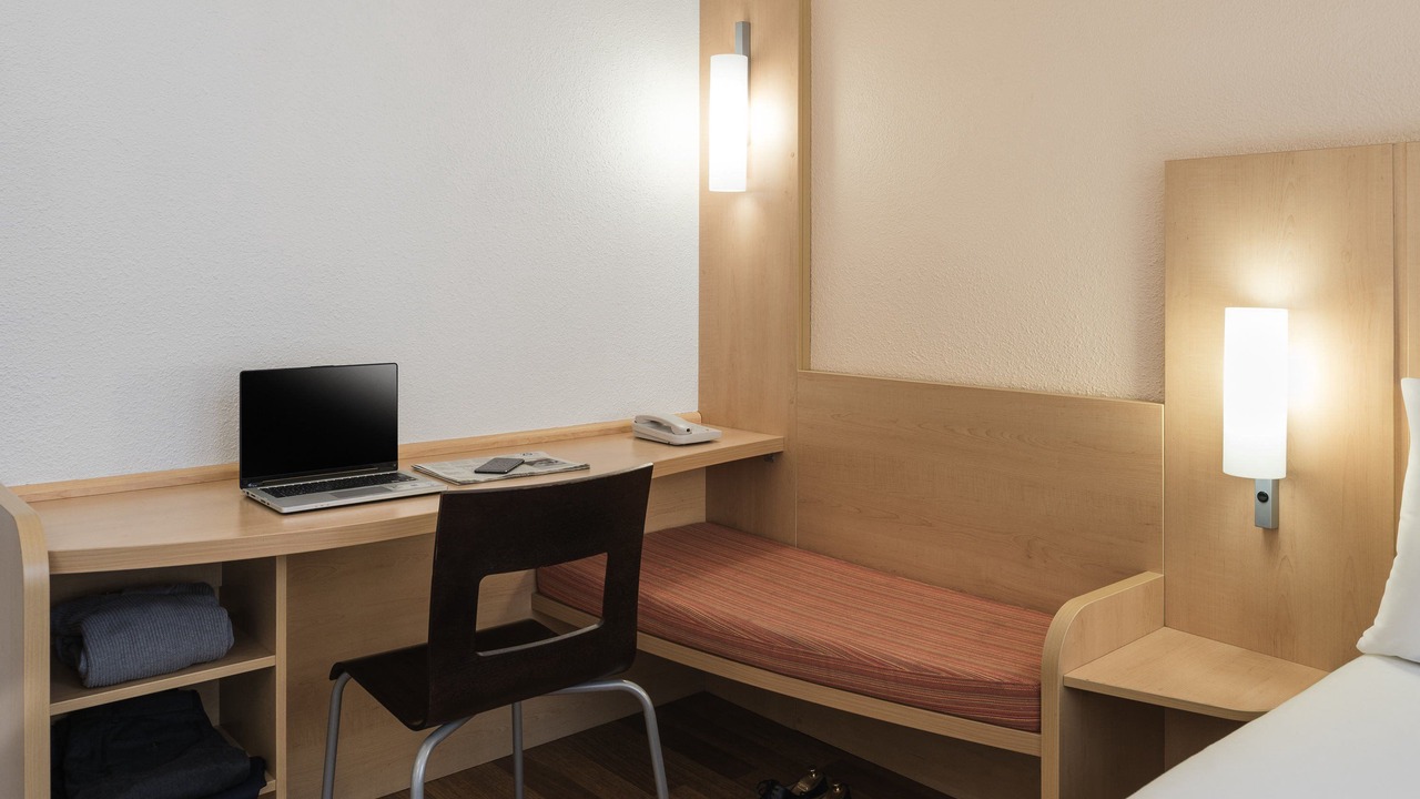 Photo of Livingroom in 18th Arrondissement