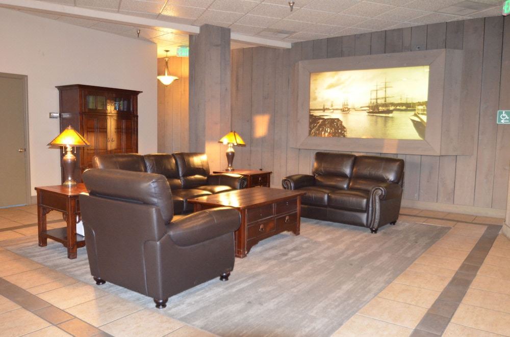 Photo of Livingroom in North Bend