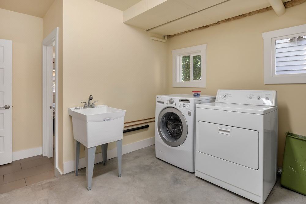 Photo of Others in Madrona