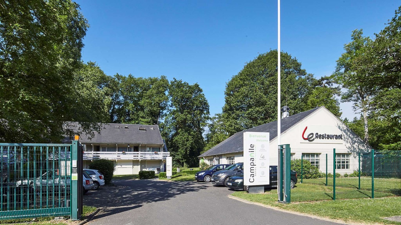 Photo of Buildings in La Source