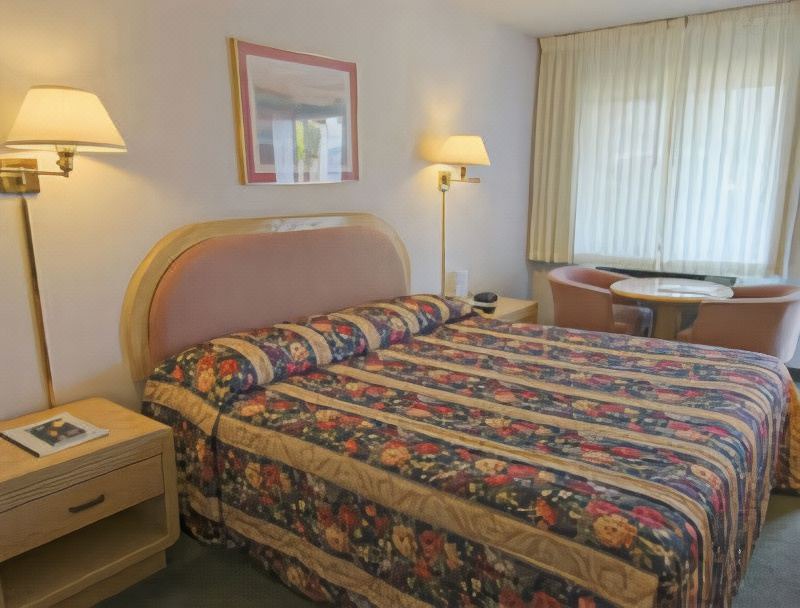 Photo of Bedroom in Central Berkeley