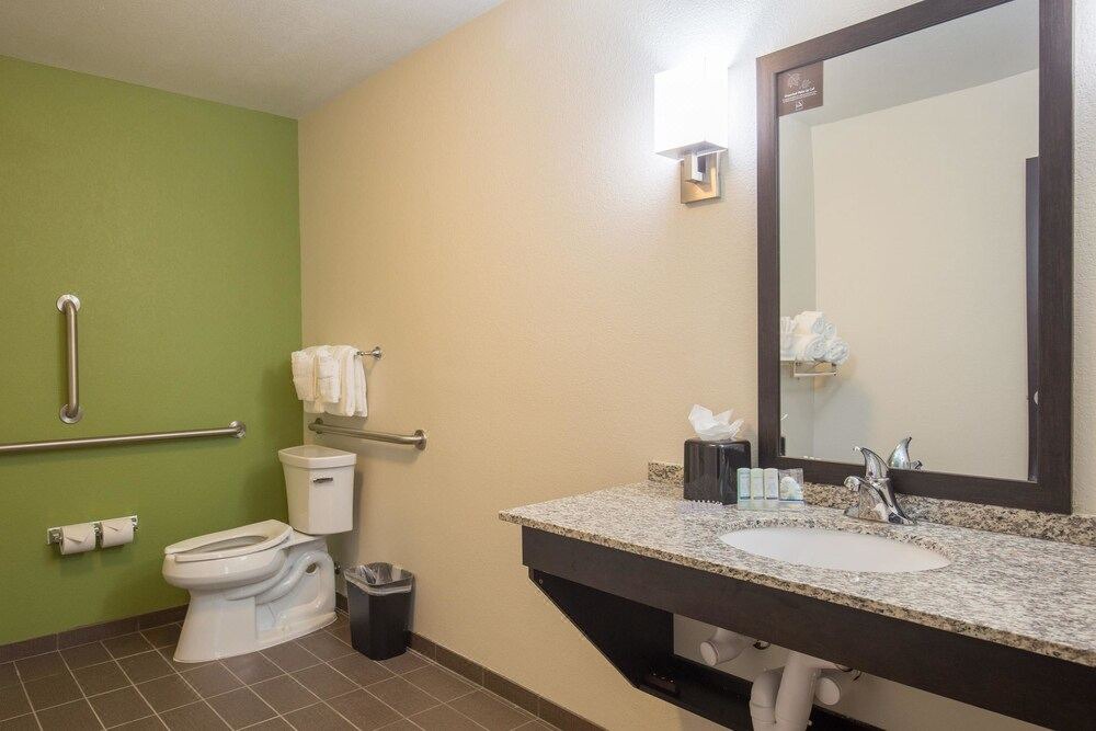Photo of Bathroom in Ingleside