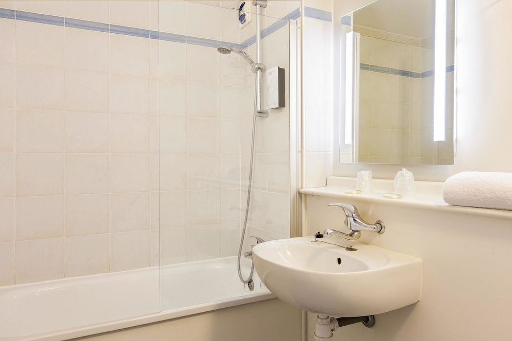 Photo of Bathroom in Noyelles-Godault