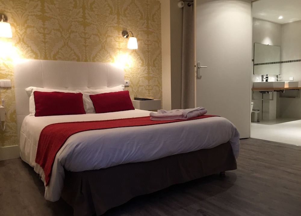 Photo of Bedroom in Puteaux