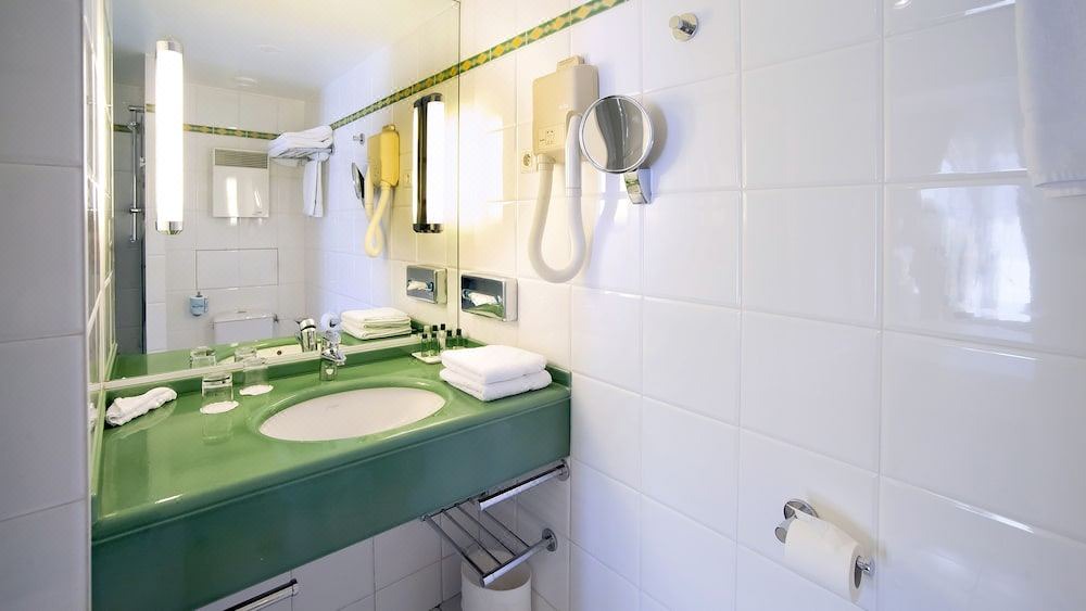 Photo of Bathroom in Gaillon