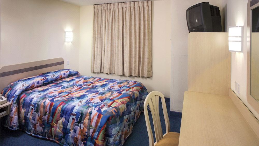 Photo of Bedroom in Rolla