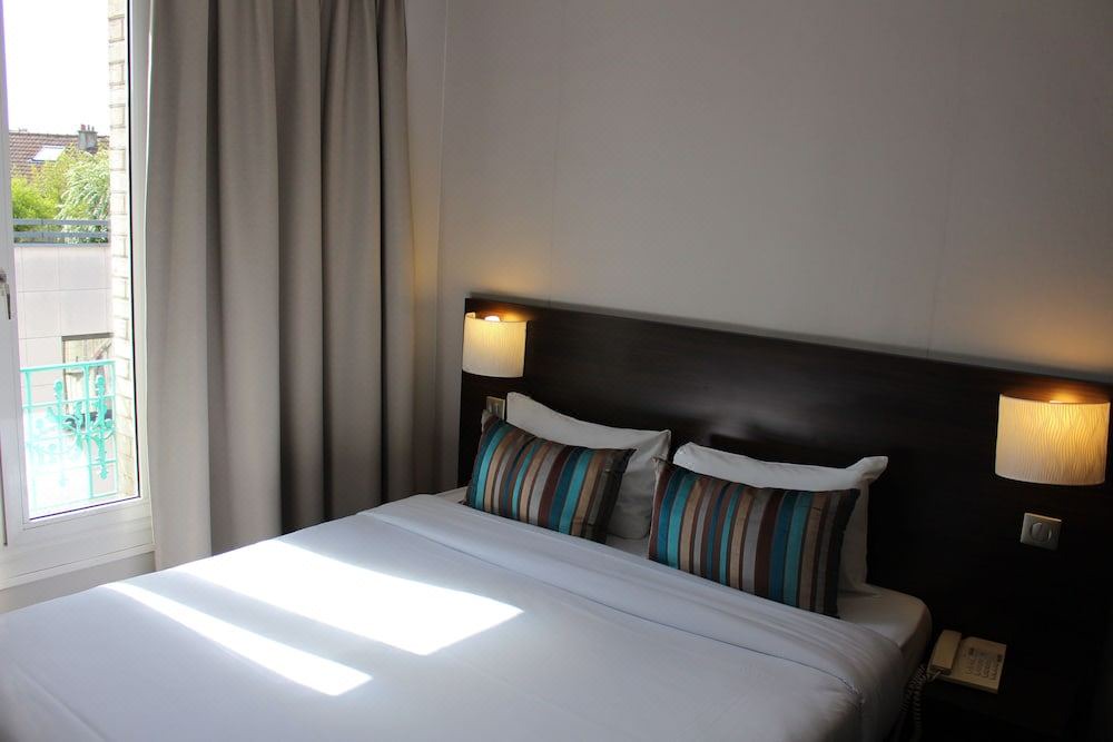 Photo of Bedroom in Prince–Marmottan