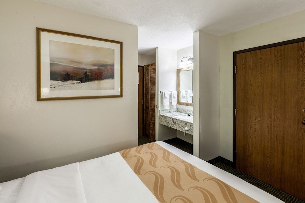 Photo of Bedroom in Allen