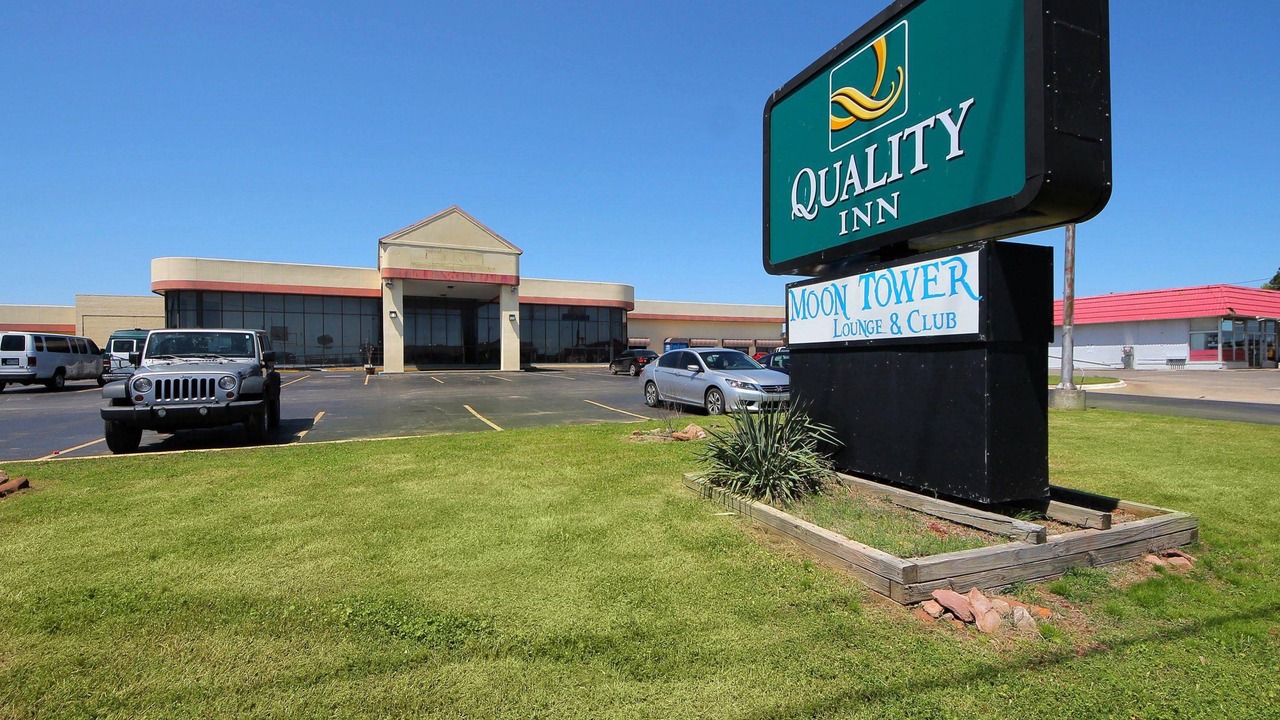 Photo of Buildings in Shawnee