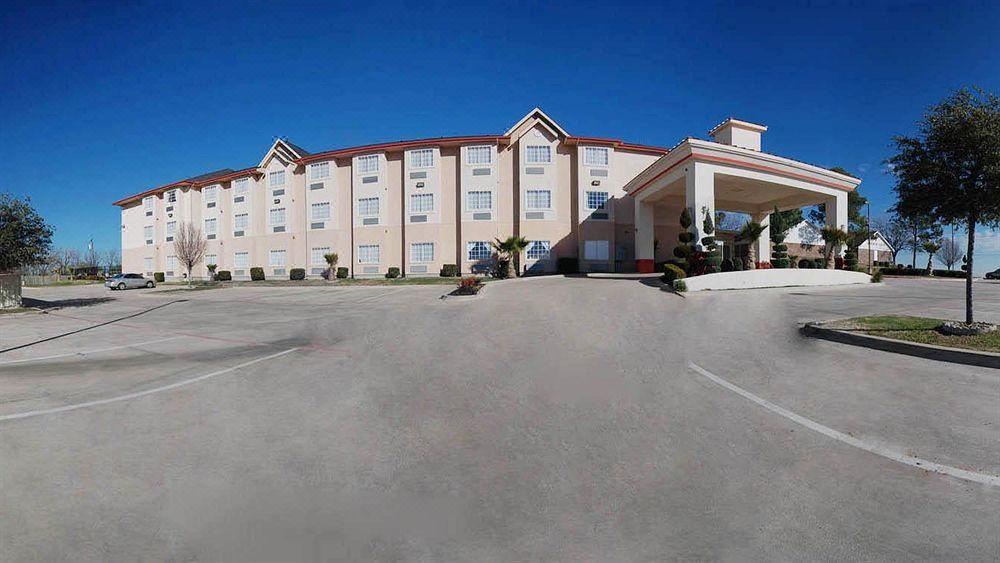 Photo of Buildings in Roanoke