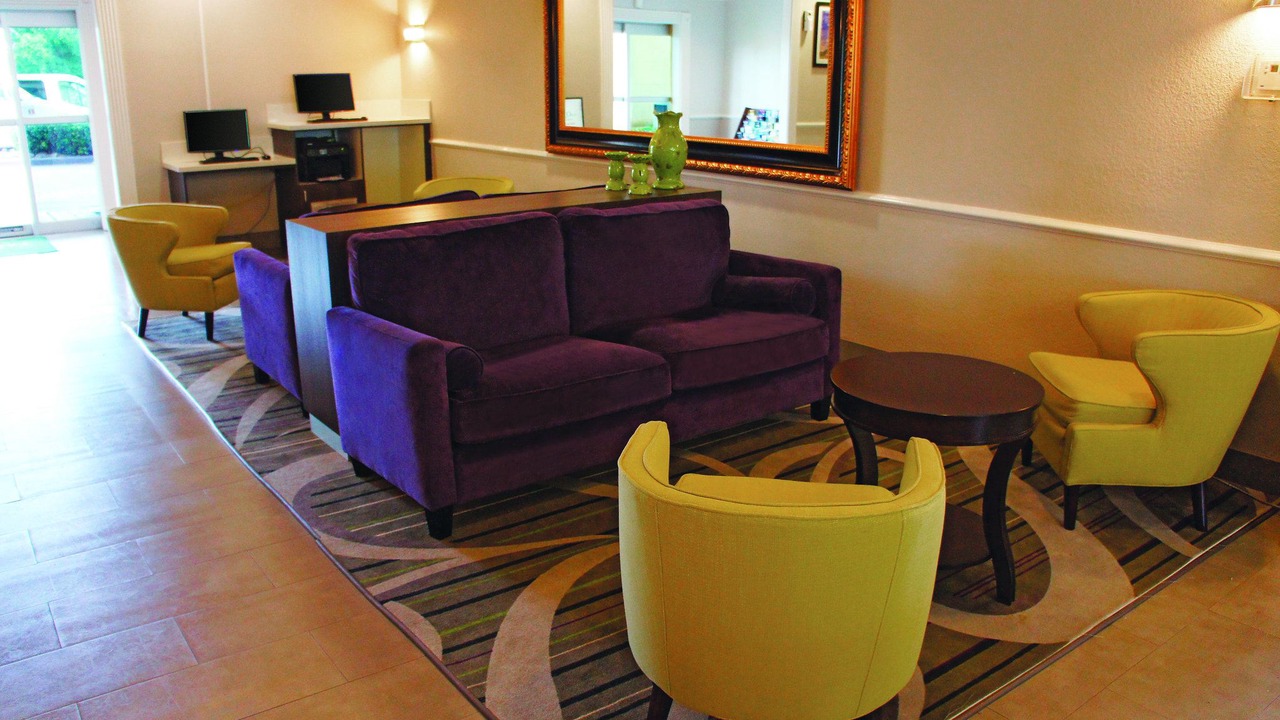 Photo of Livingroom in Tomball
