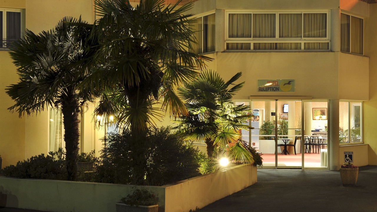 Photo of Buildings in Saintes