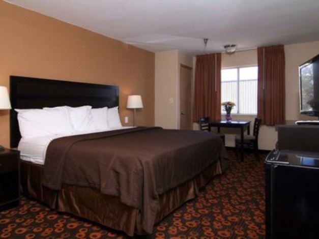 Photo of Bedroom in Southside