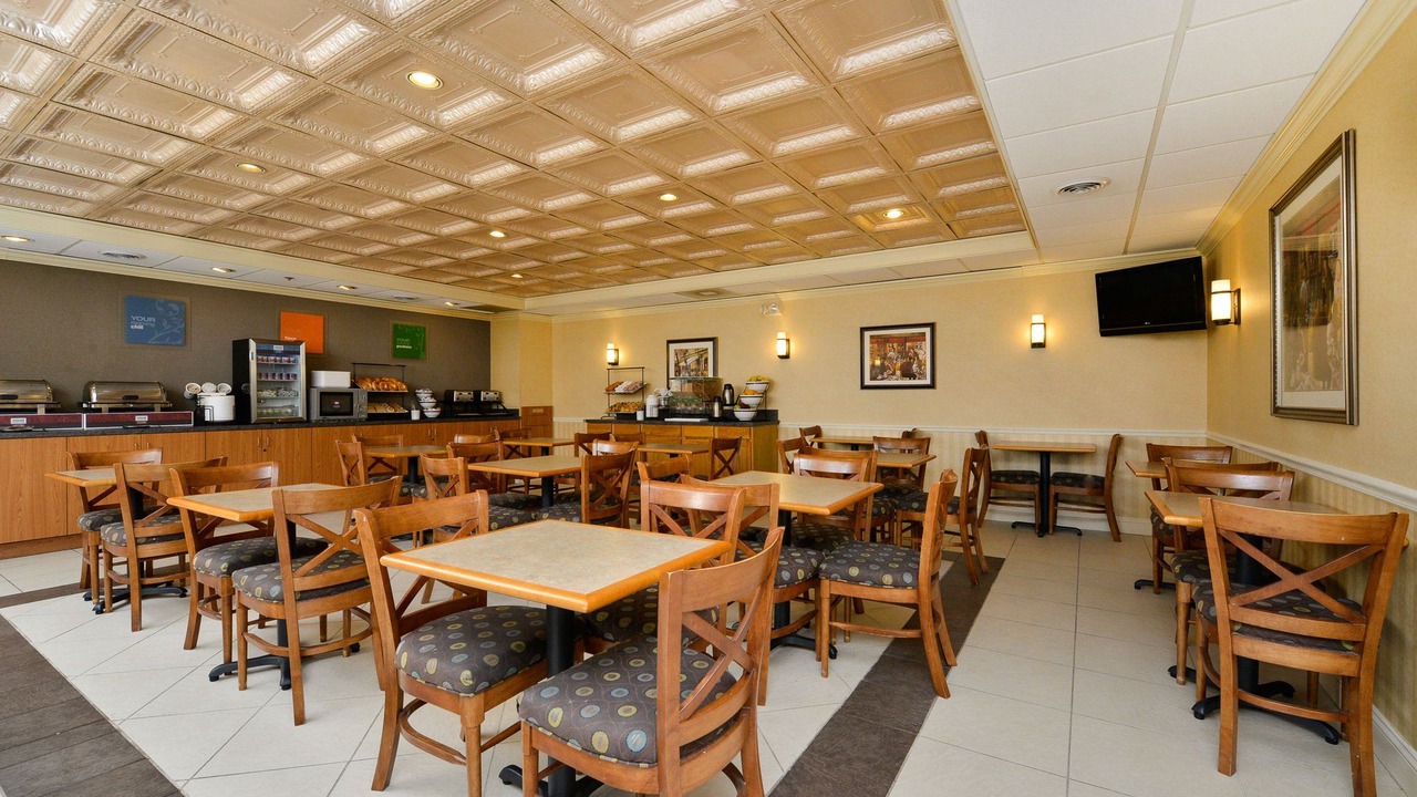 Photo of Livingroom in Danvers