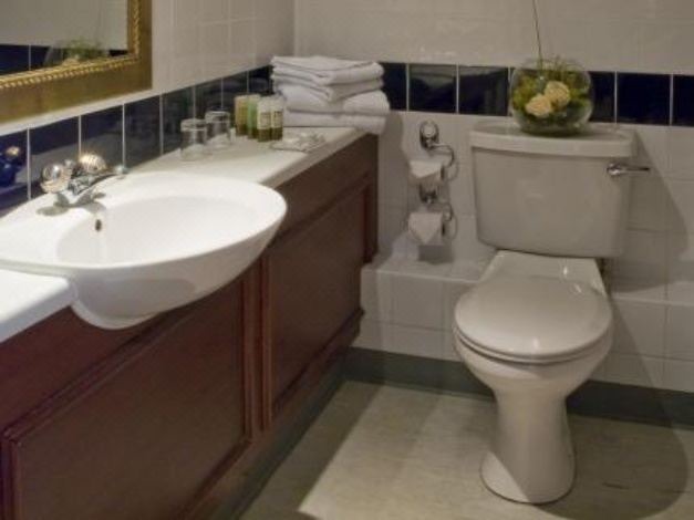 Photo of Bathroom in Keresley