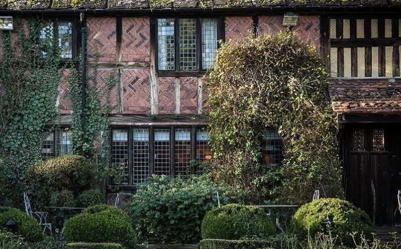 Photo of Buildings in Horley