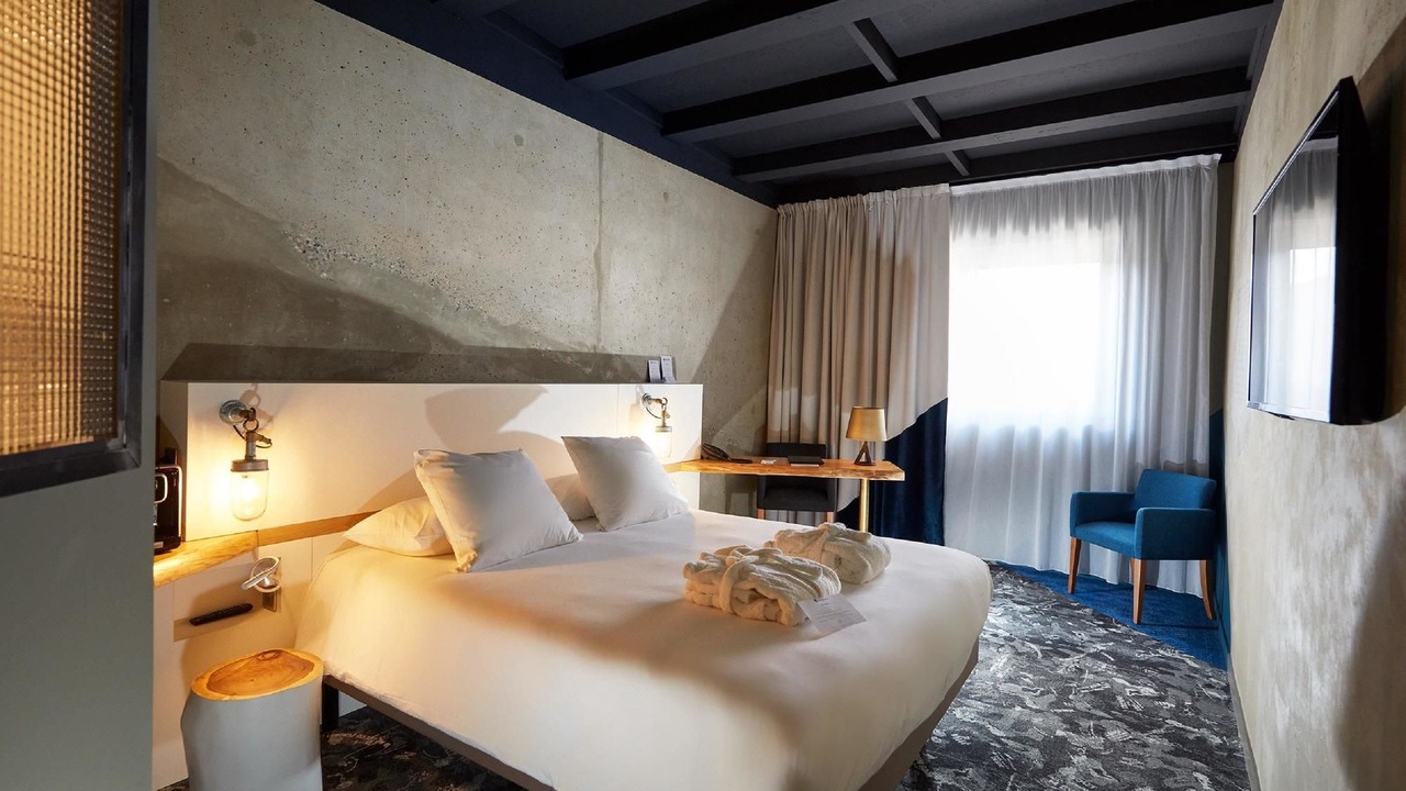 Photo of Bedroom in Valence