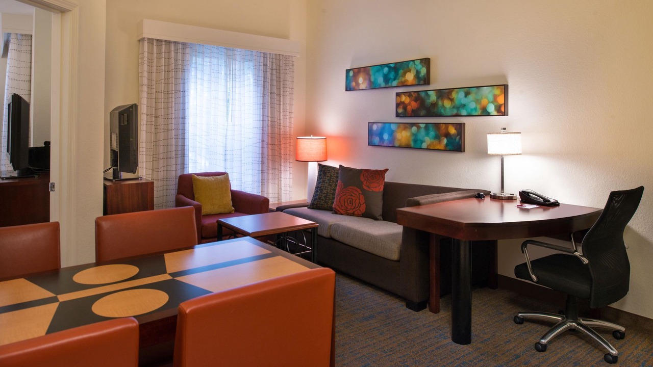 Photo of Livingroom in Gainesville