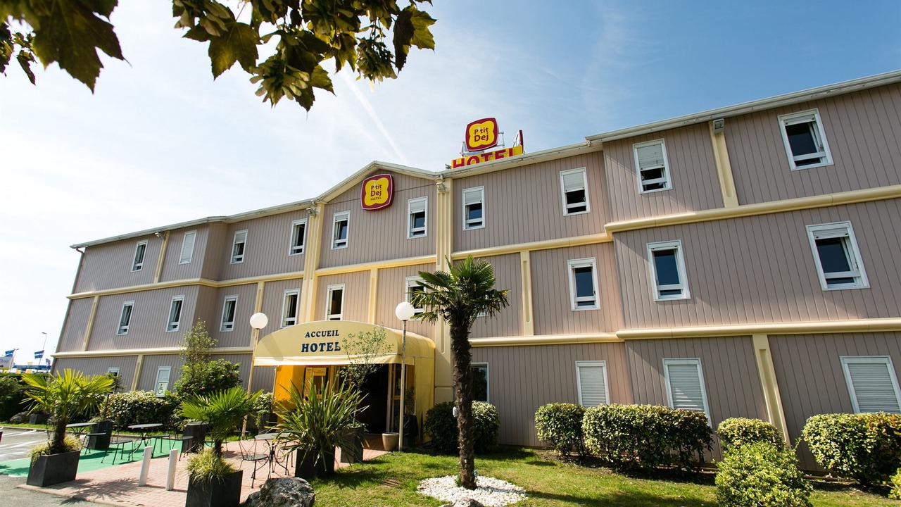 Photo of Buildings in La Chapelle-Saint-Mesmin