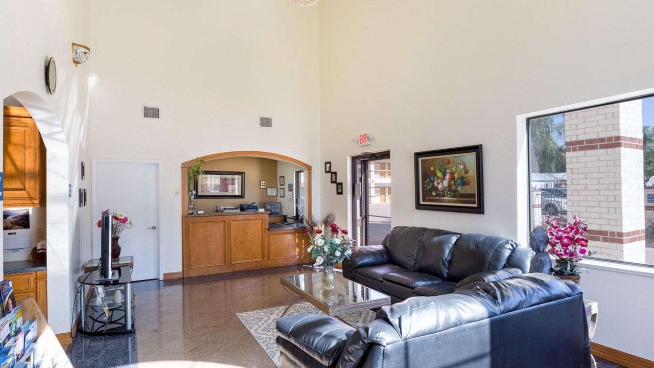 Photo of Livingroom in FM 1960