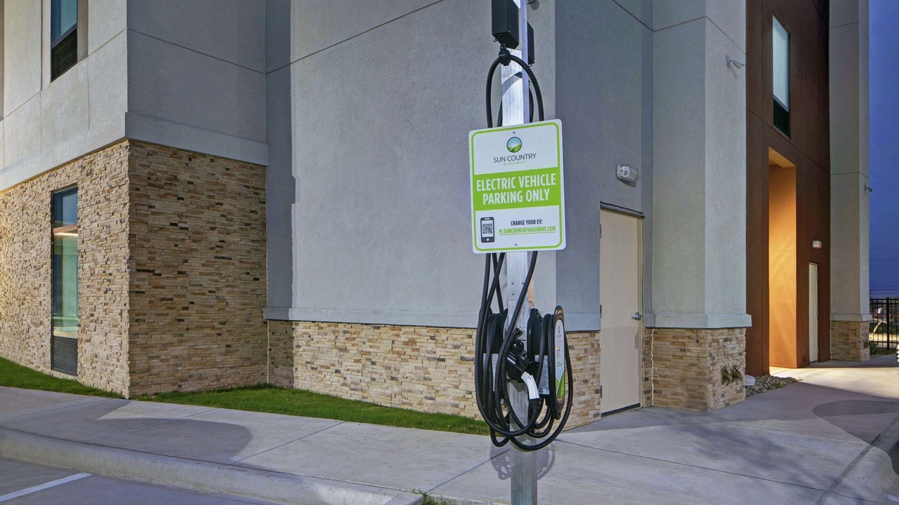 Photo of Buildings in Weslaco