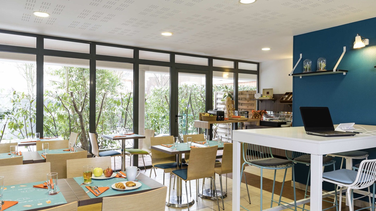 Photo of Livingroom in Clamart