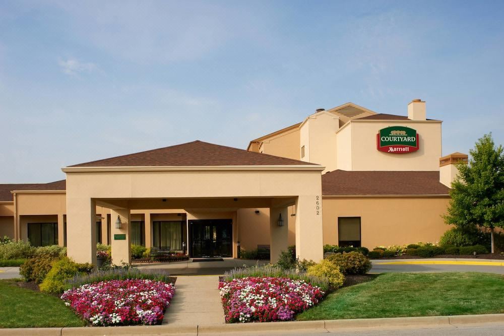 Photo of Buildings in Wayne