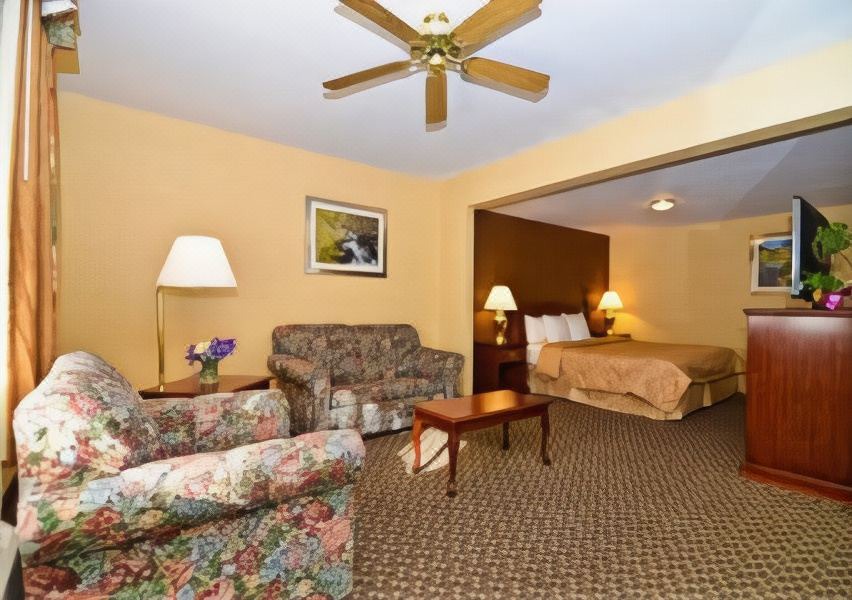 Photo of Livingroom in Bishop