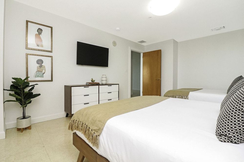 Photo of Bedroom in North Bay Village