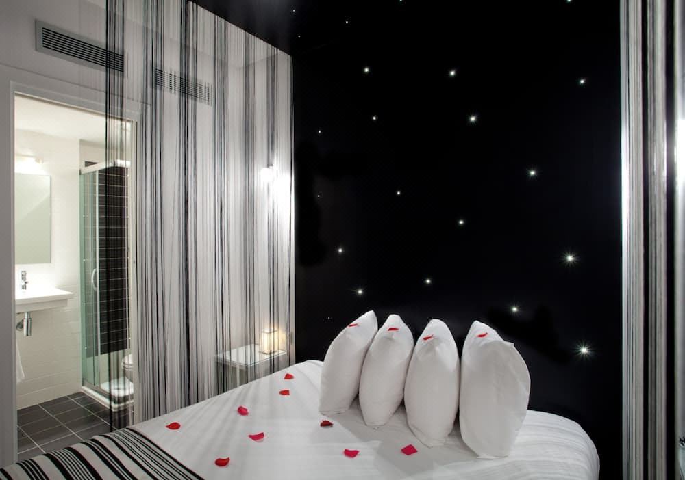 Photo of Bedroom in Val-de-Grace