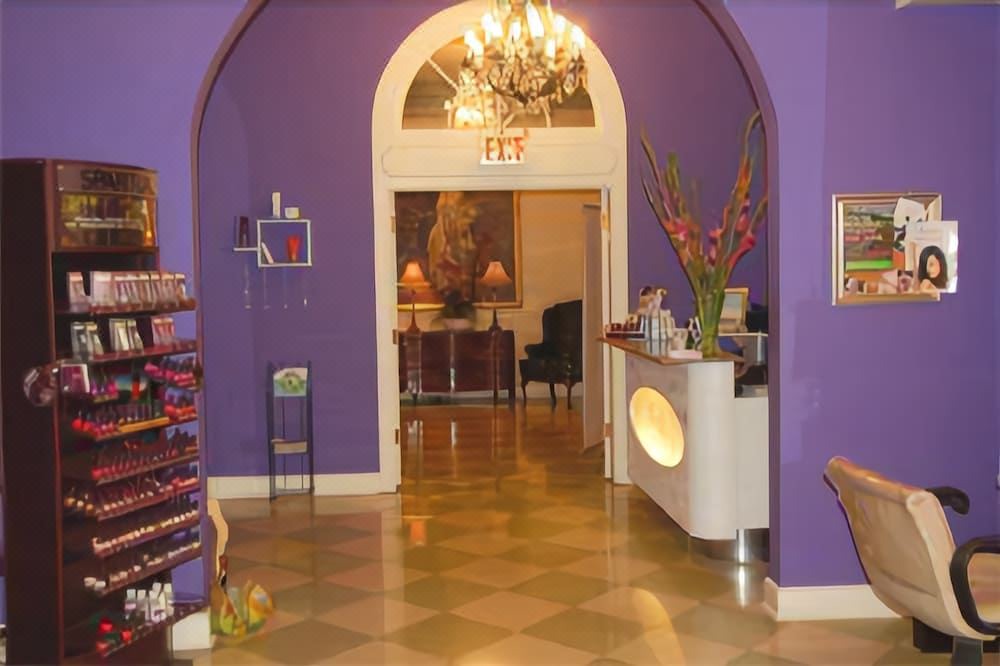 Photo of Livingroom in Yankee Hill