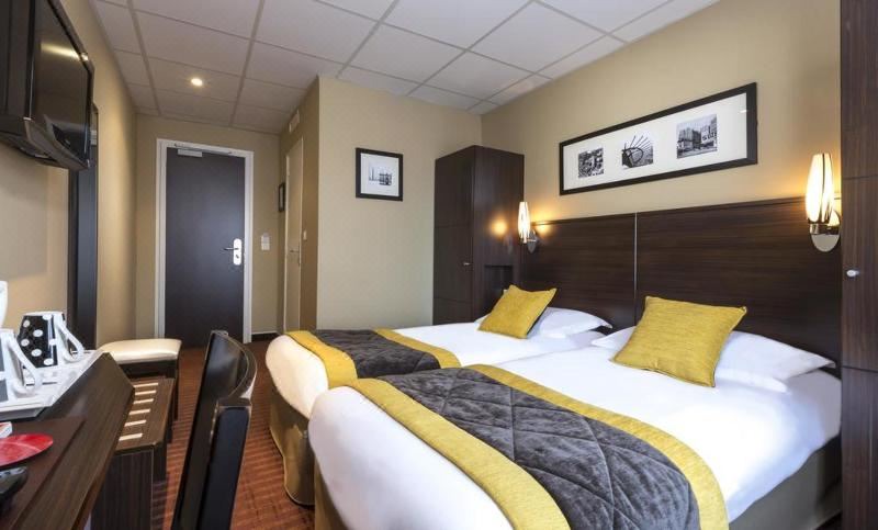 Photo of Bedroom in 13th Arrondissement