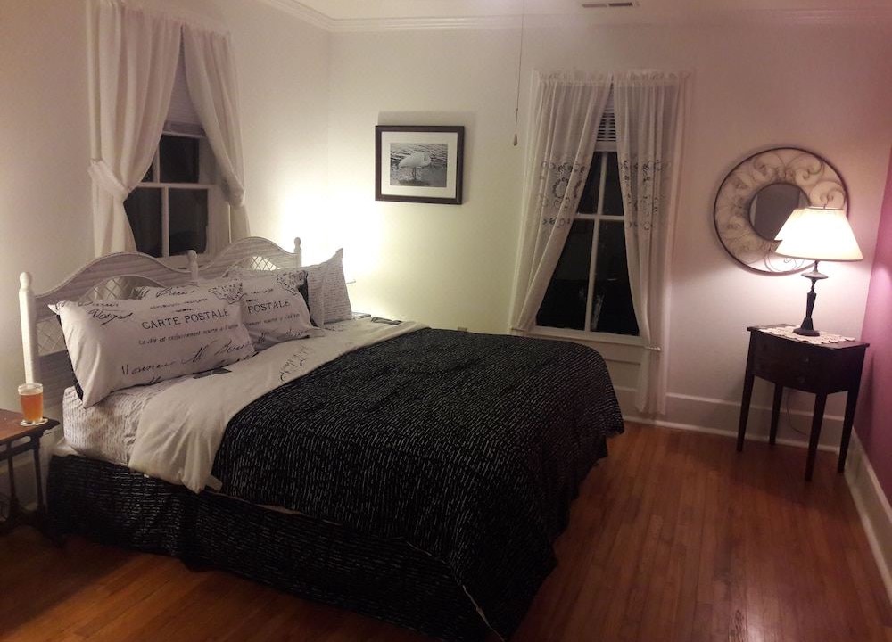 Photo of Bedroom in Georgetown